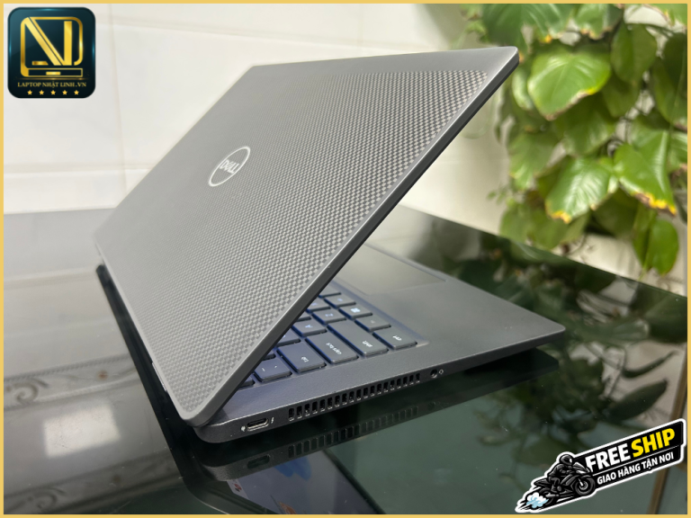 Mat lung va hoa tiet carbon tren Dell Latitude 7430
