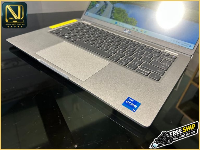 Cận cảnh bàn phím Dell Latitude 5320 cũ có đèn nền led gõ cực êm tại Laptop Nhật Linh
