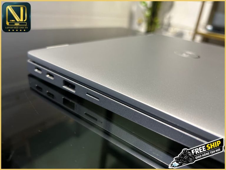 Chi tiết cạnh trái Dell Latitude 5320 gồm 2 cổng USB Type-C hỗ trợ Thunderbolt 4, 1 cổng USB 3.2