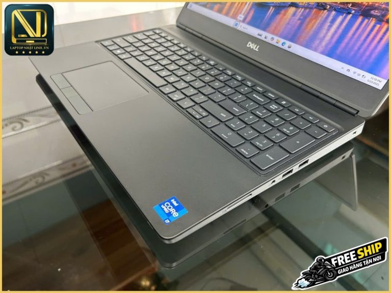 Bàn phím fullsize và touchpad Dell Precision 7560