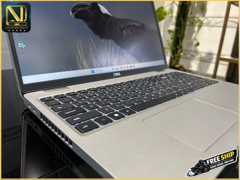 Bàn phím số Numpad trên laptop Dell Latitude 5530 cũ cho kế toán nhập liệu