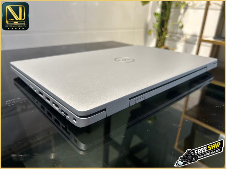 Thiết kế mỏng gọn và hệ thống tản nhiệt bên hông laptop Dell Latitude 5530 cũ